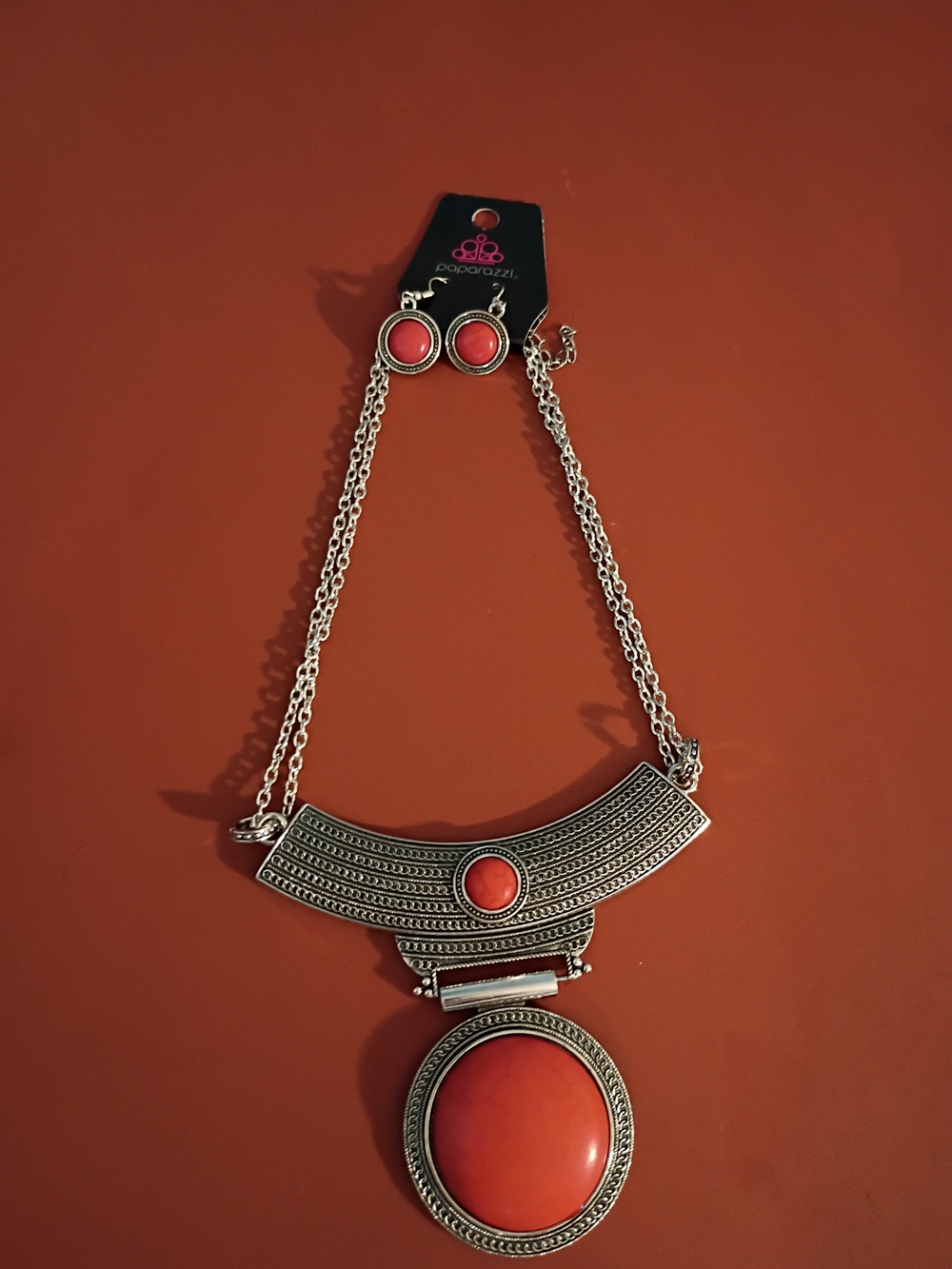 paparazzi Coral Medallion Silver-Tone Necklace with Studs